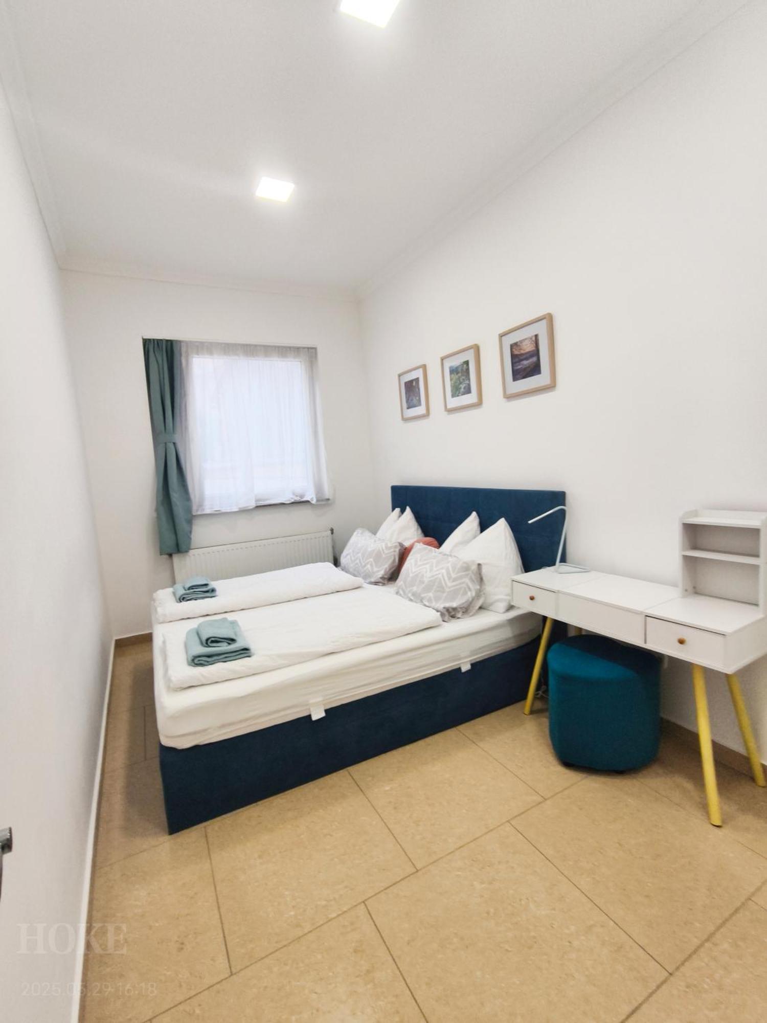 Ruyi Holiday Sopron Exteriör bild